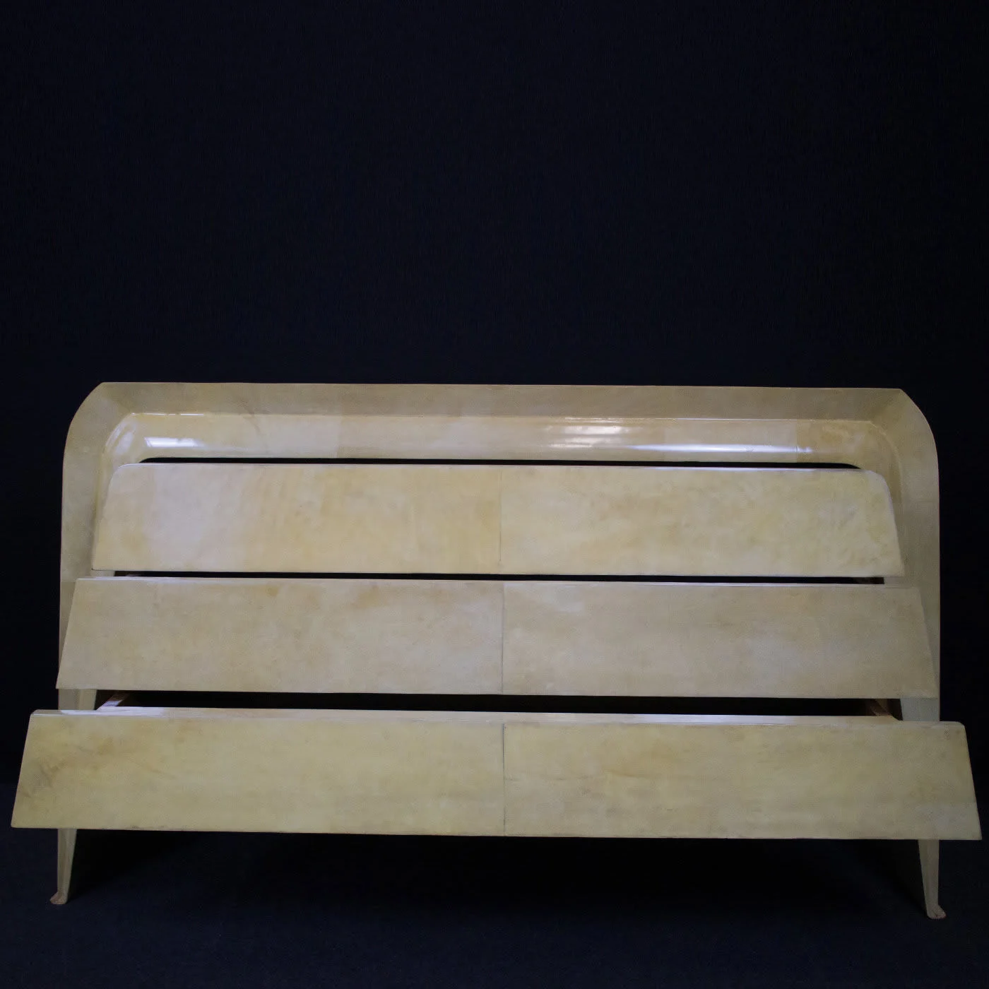PLM-0083 Ivory Parchment Dresser
