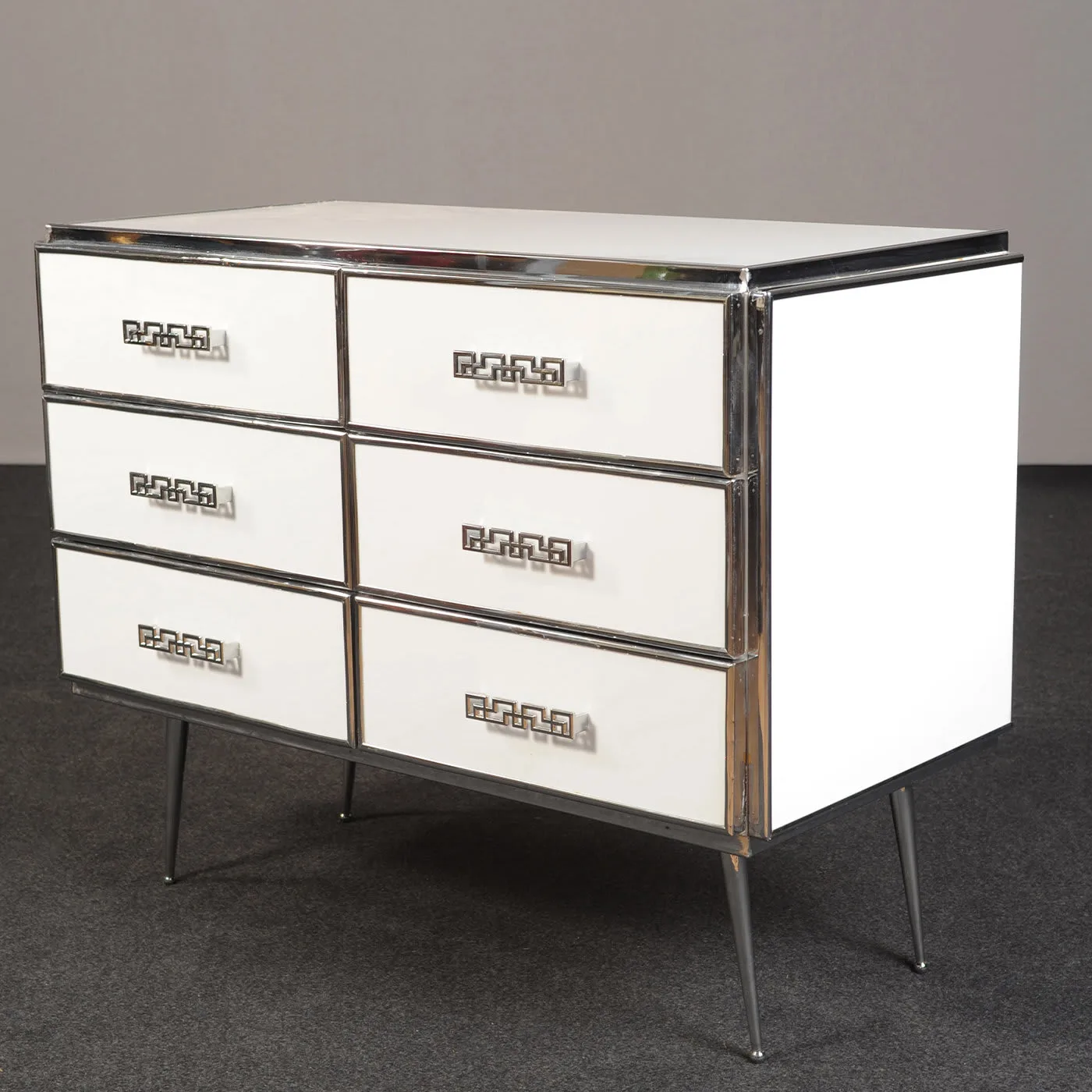 PLM-0088 White Dresser