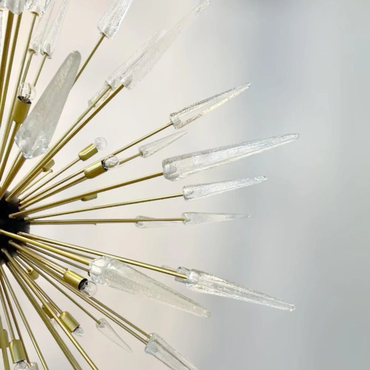 Puntali Sputnik Chandelier