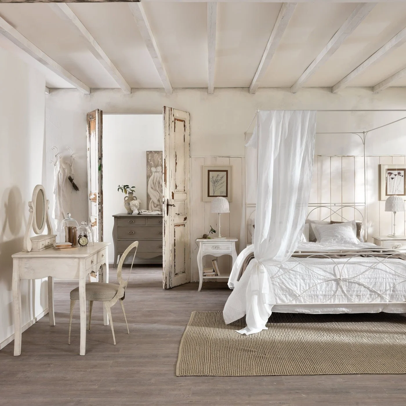 raphael iron canopy bed 