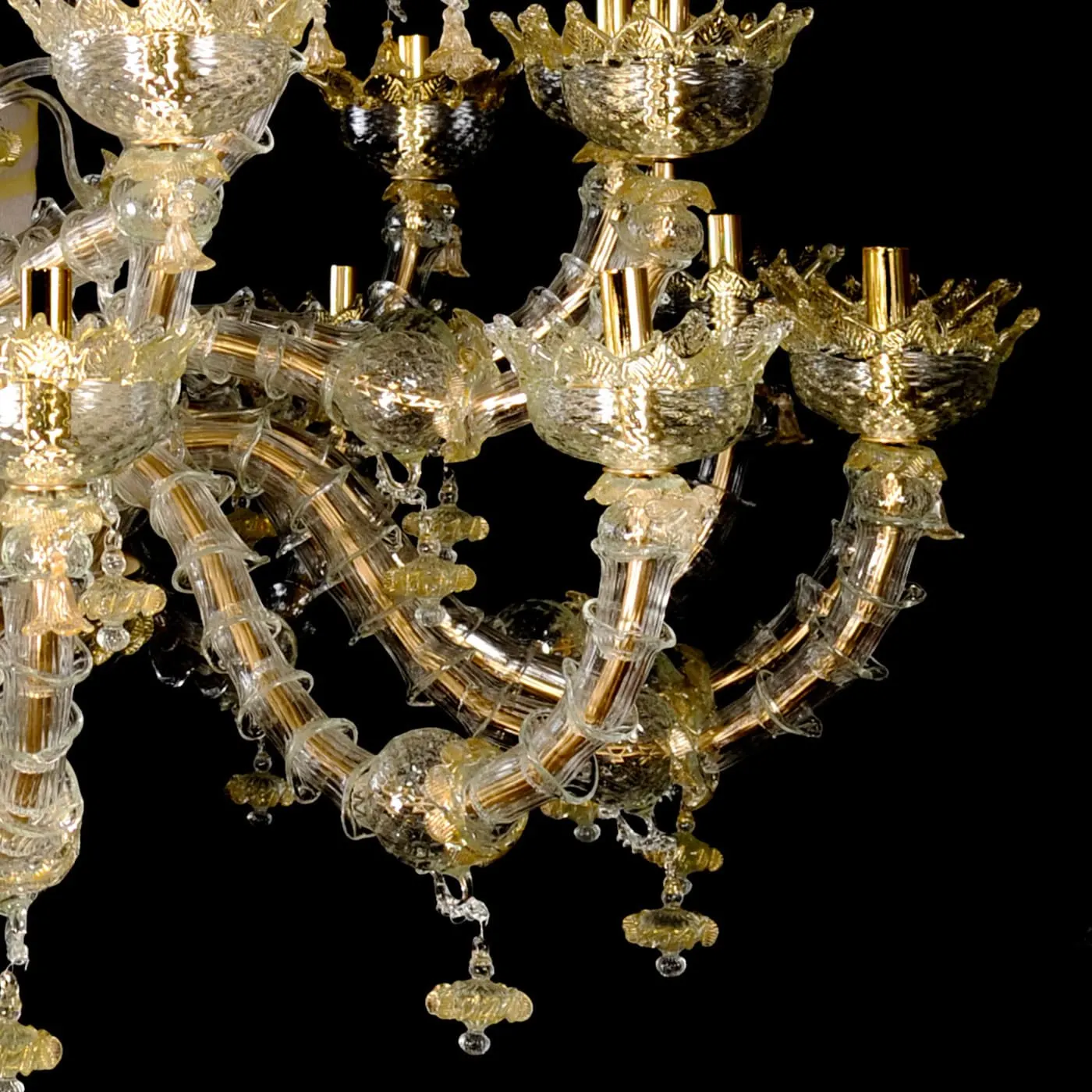 Rezzonico-style Gold and Crystal Chandelier 7