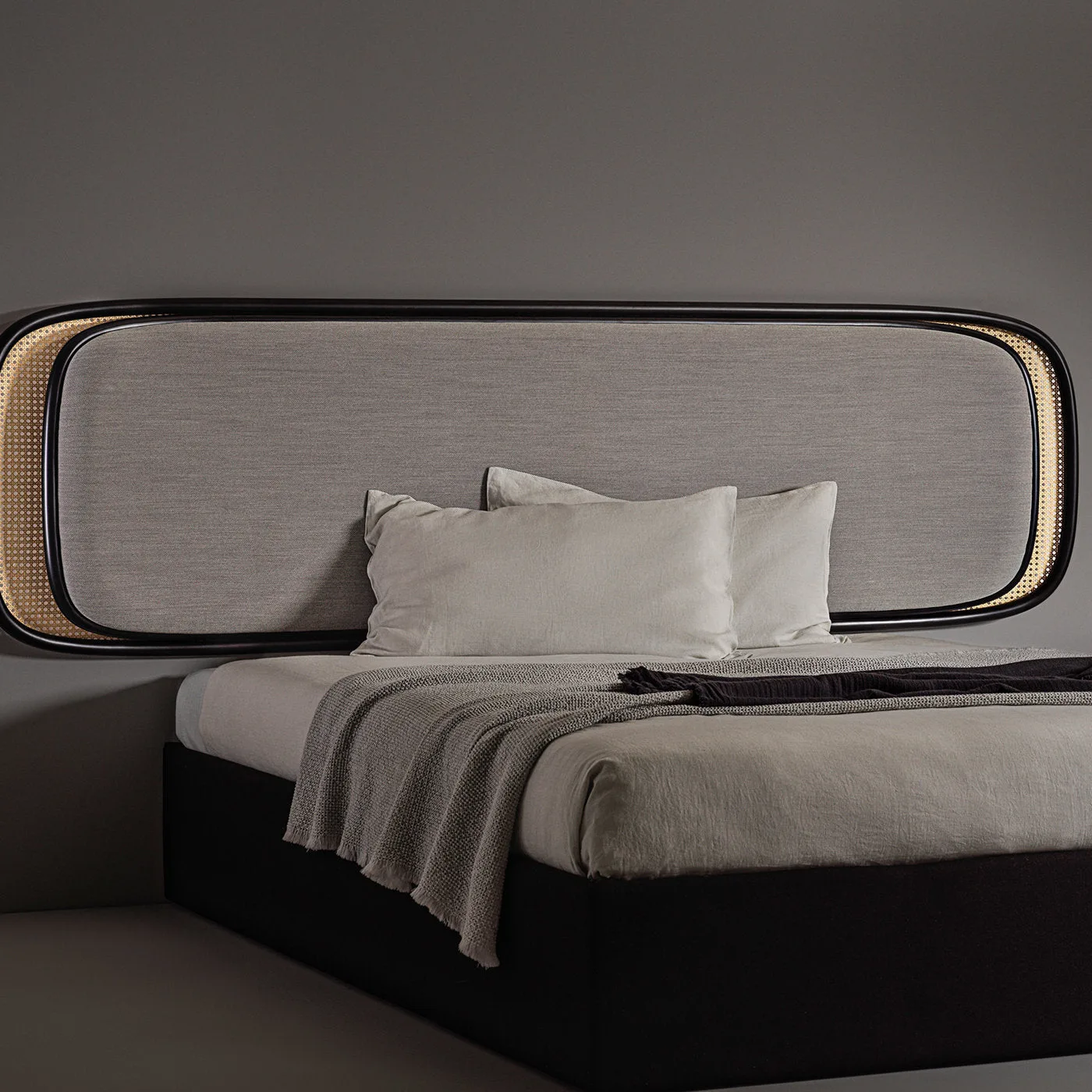 Rue Headboard By Gamfraesi