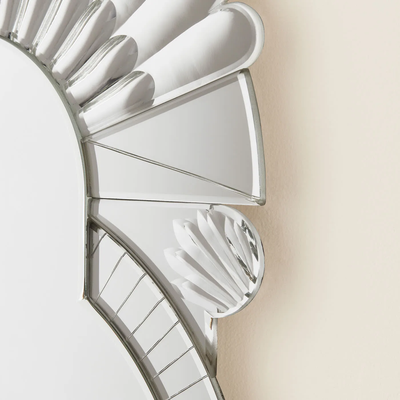 Scena Rotonda Wall Mirror