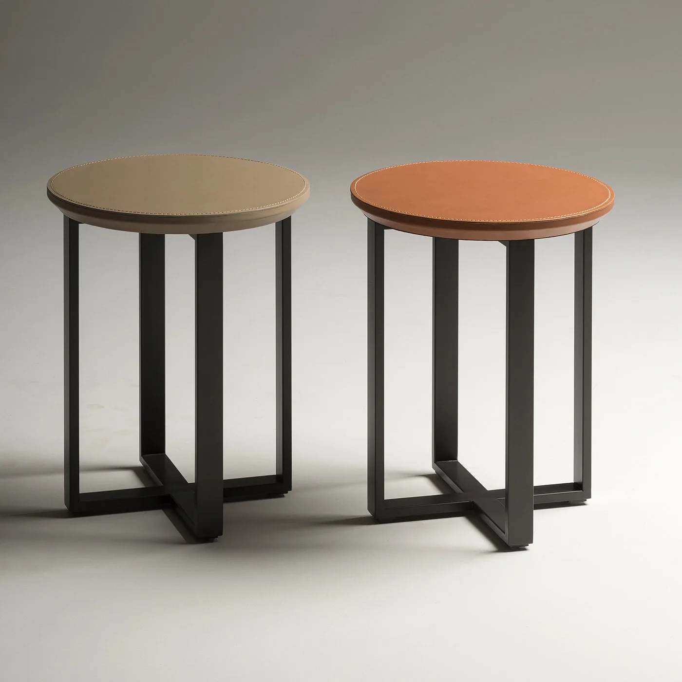 Scricciolo Leather Top Lamp Table