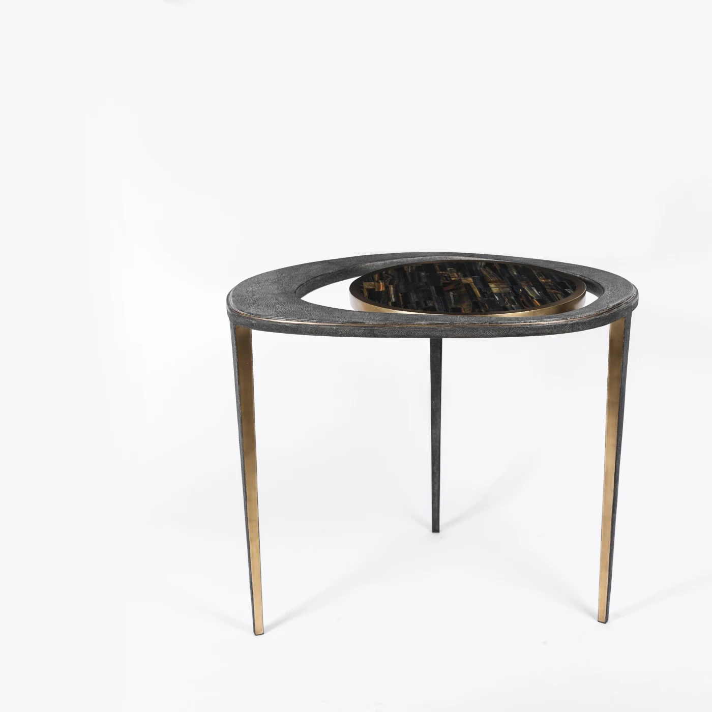 Set of 2 Peacock Nesting Tables in Shagreen Tiger Eye & Brass