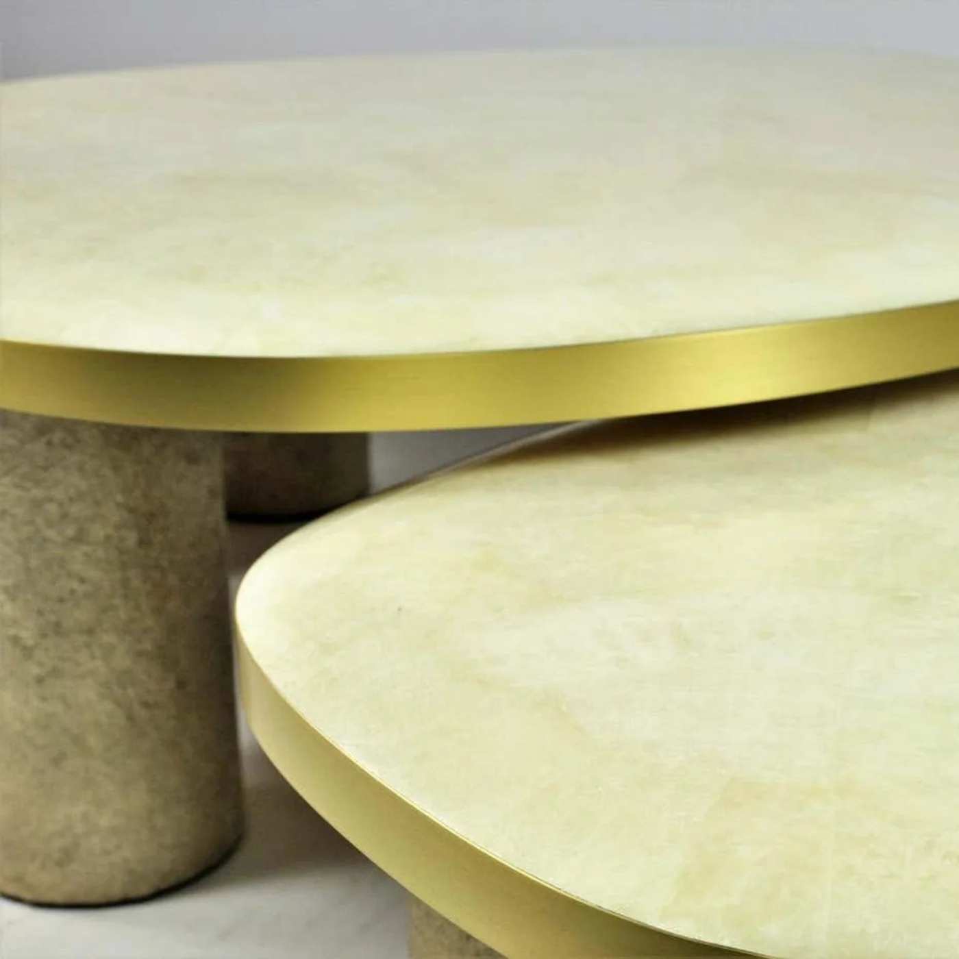 Set of 3 Coffee Tables In Rock Crystal & Brass