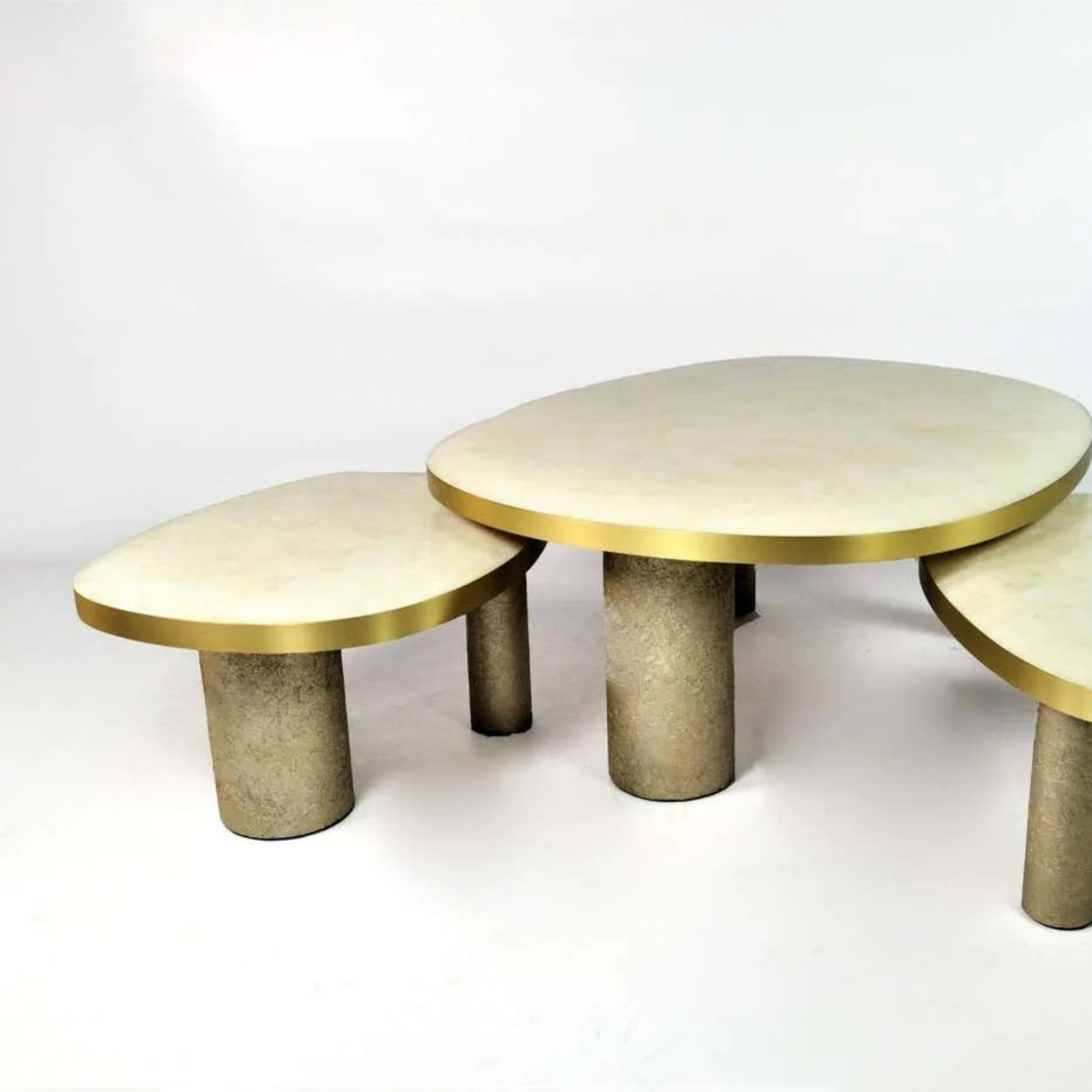 Set of 3 Coffee Tables In Rock Crystal & Brass