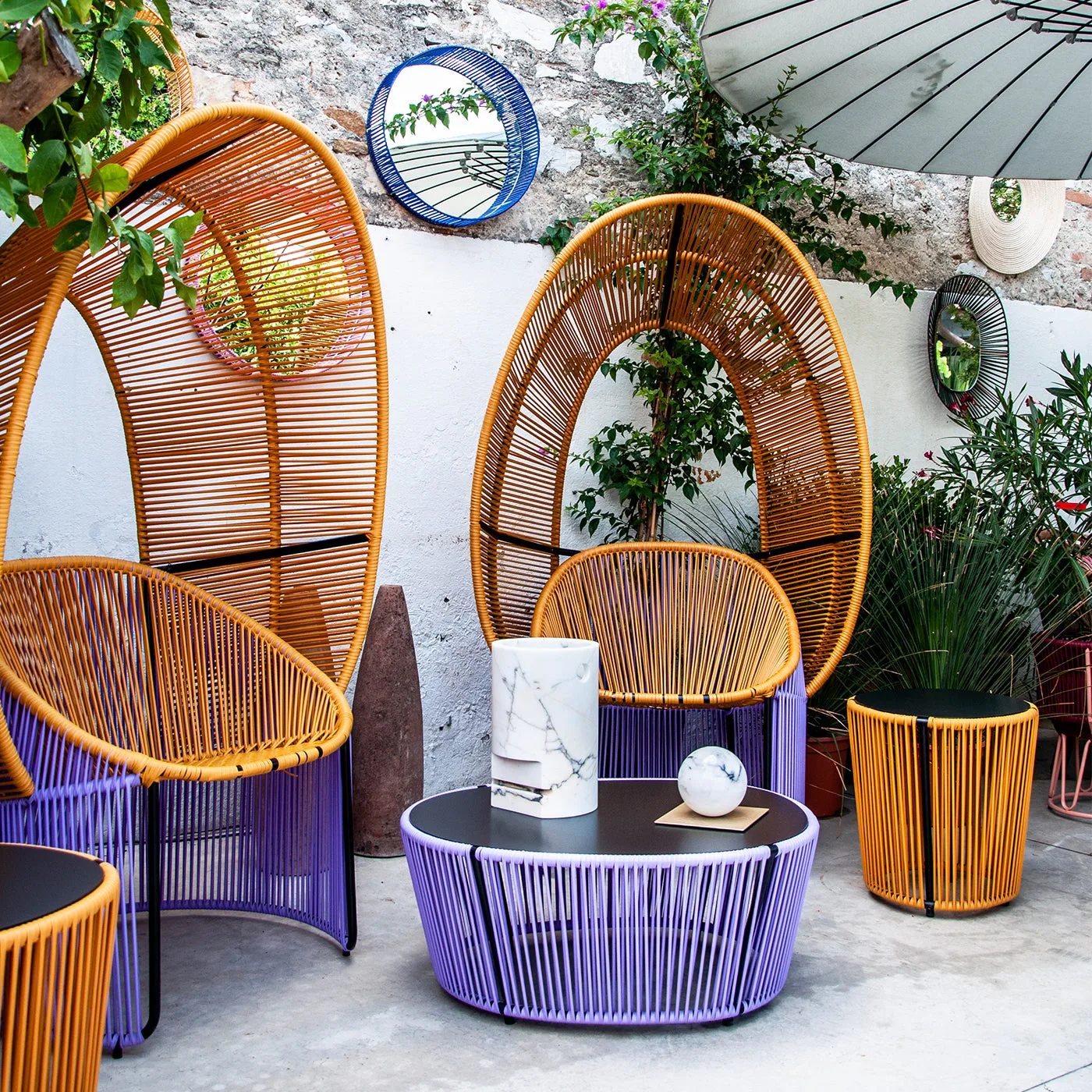 Short Paonazzo Marble People Vase