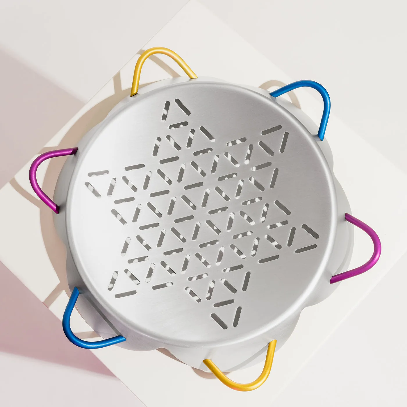 Star Polychrome Tray By Masanori Umeda - Post Design