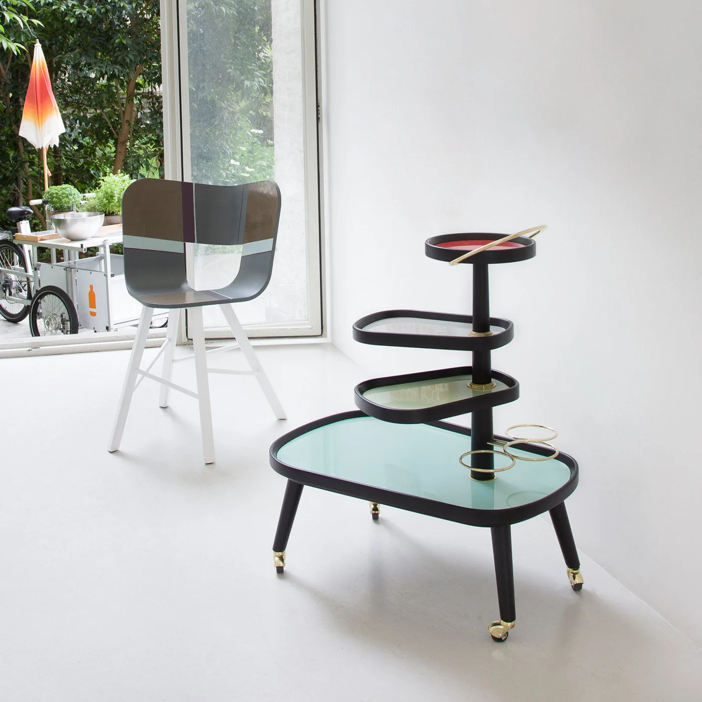 Sushi Bar Car in Black