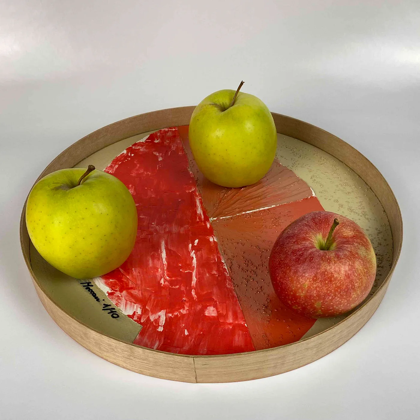 T5 Round Red Tray by Meccani Studio