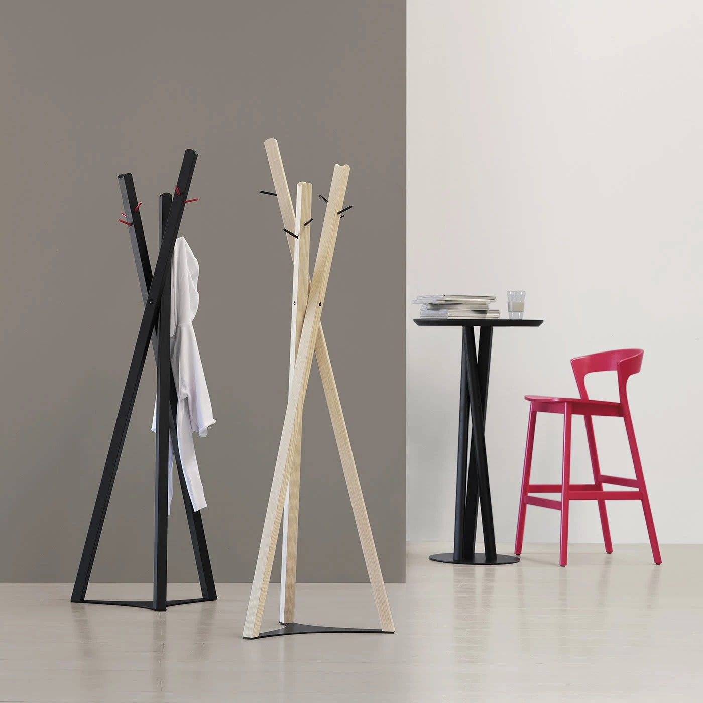 Tobias White Coat Hanger