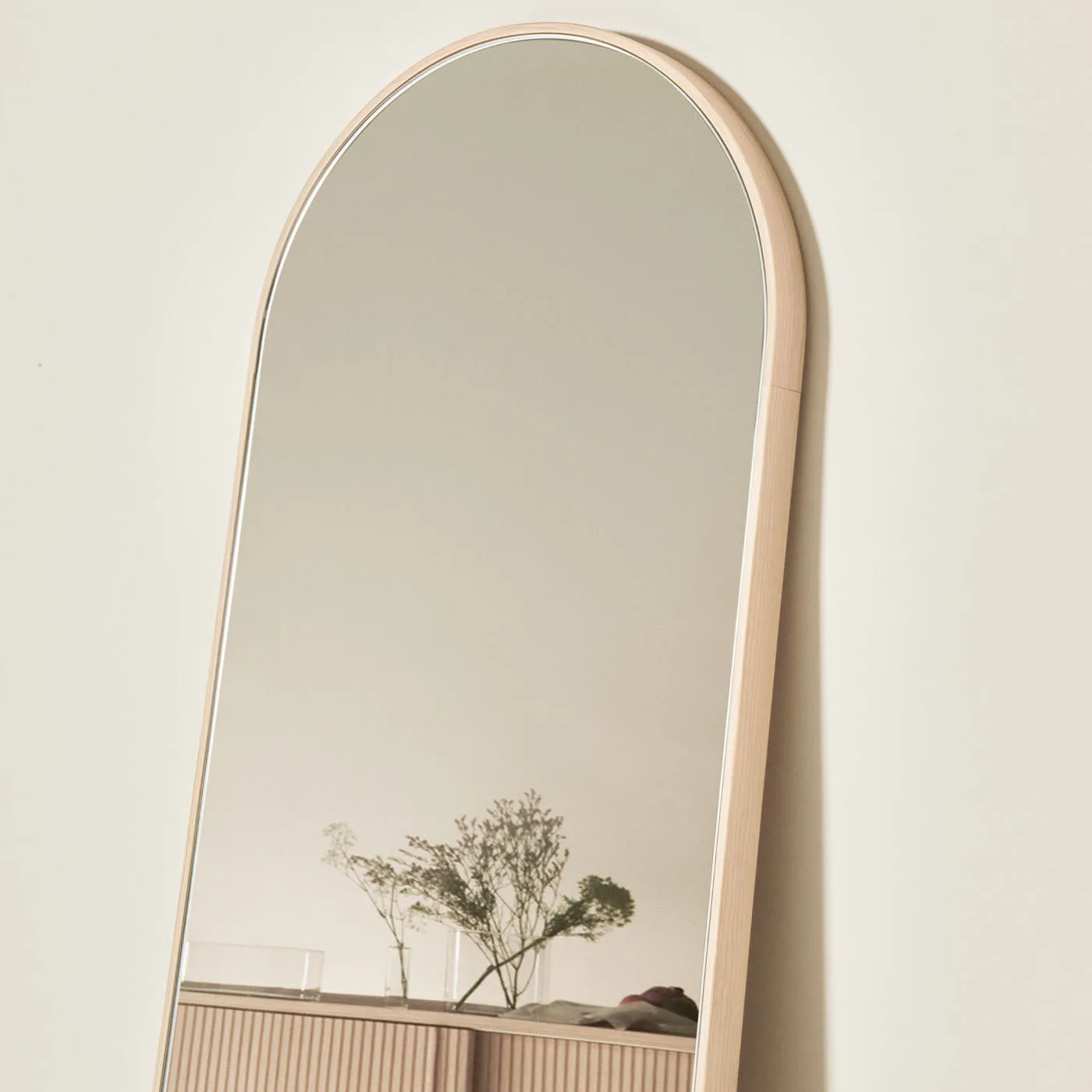 Tutto Sesto Round Natural Ash Wood Floor Mirror