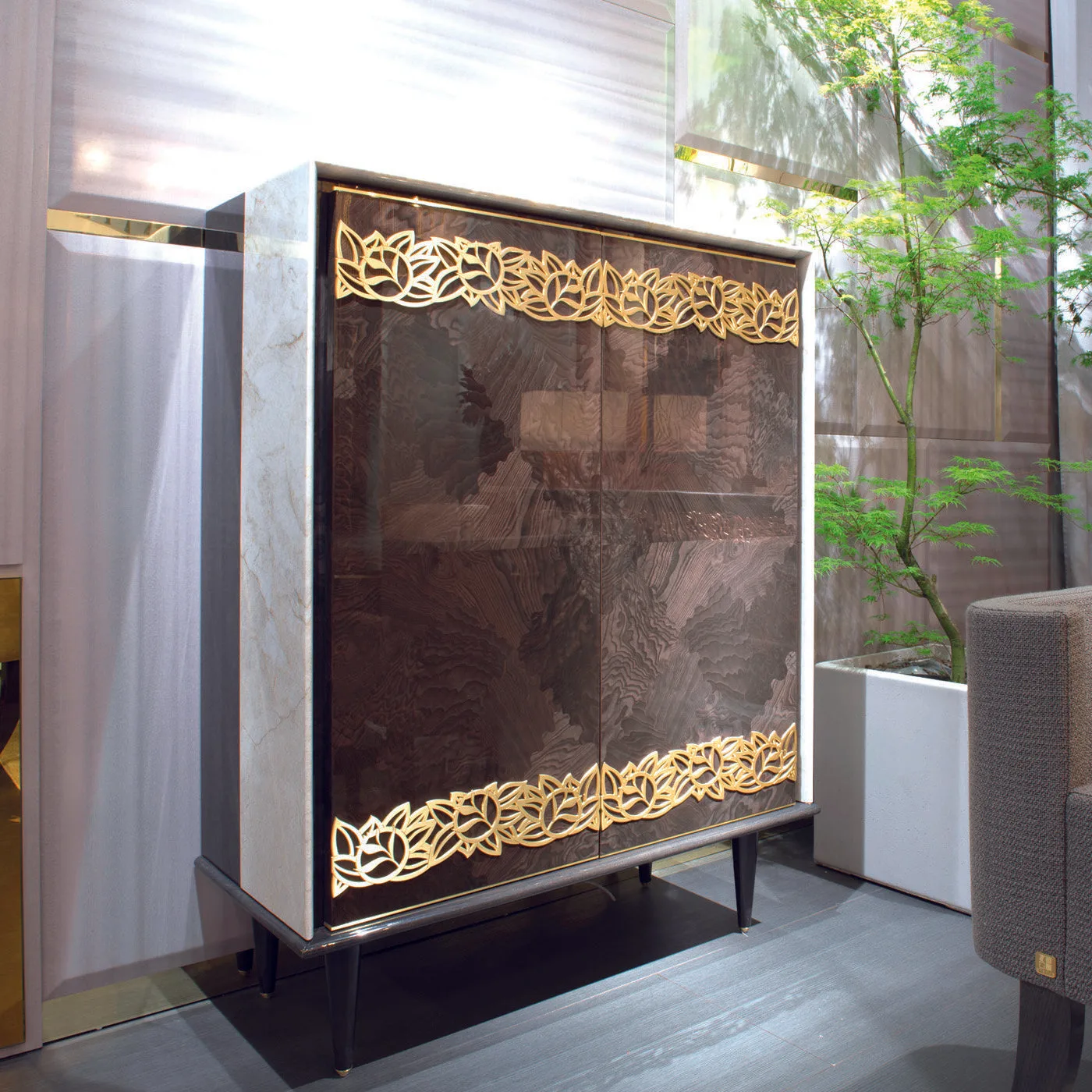 Ulysse Luxury Tall Sideboard