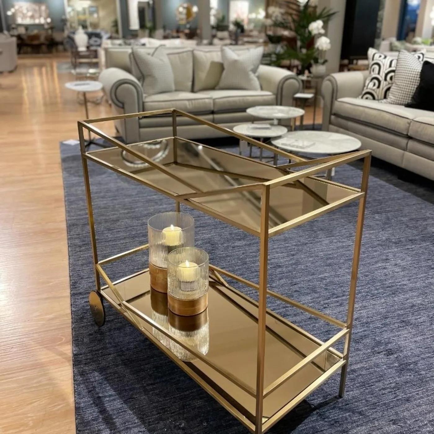 Vector Bar Cart