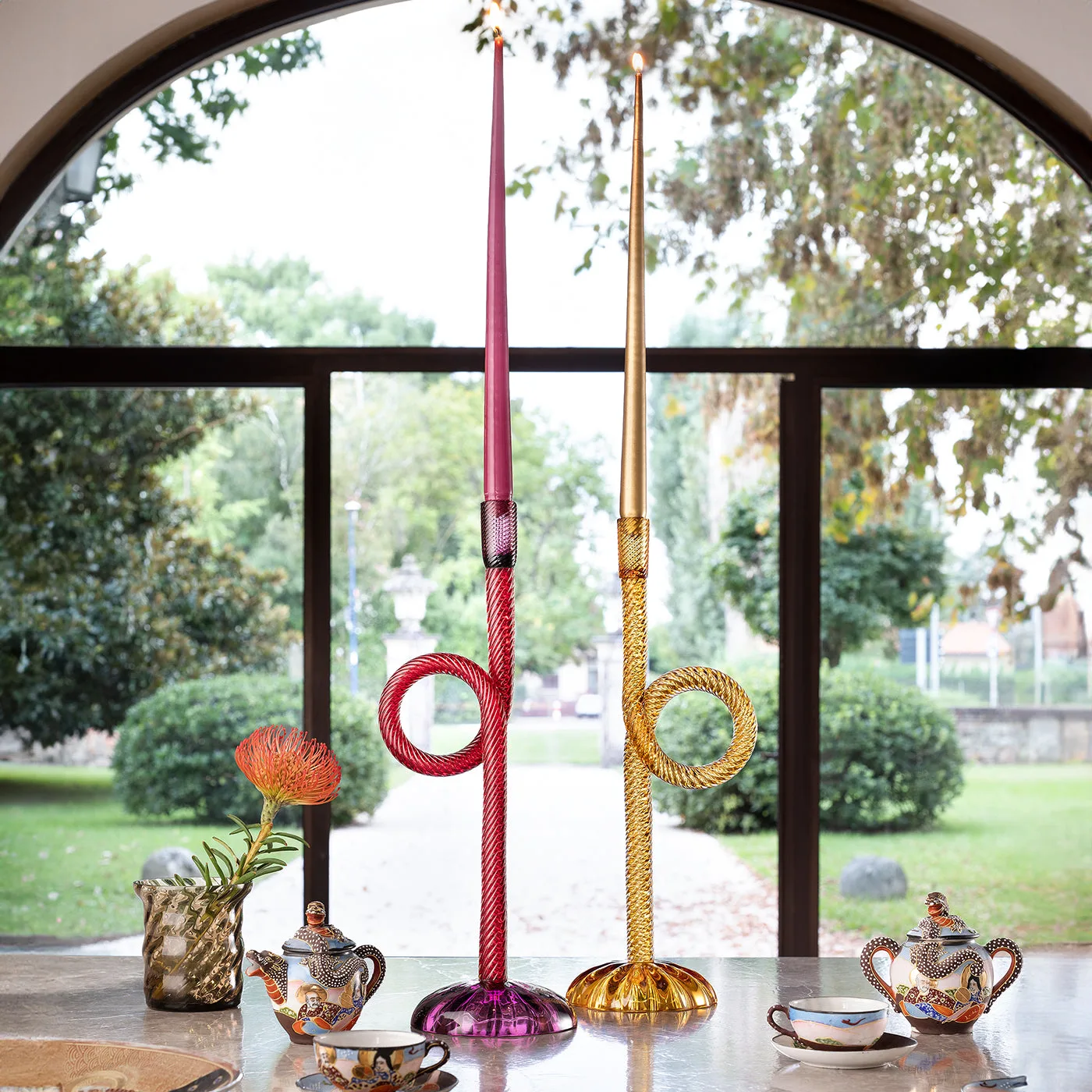 Venetian Yellow Knot Glass Candle Holder