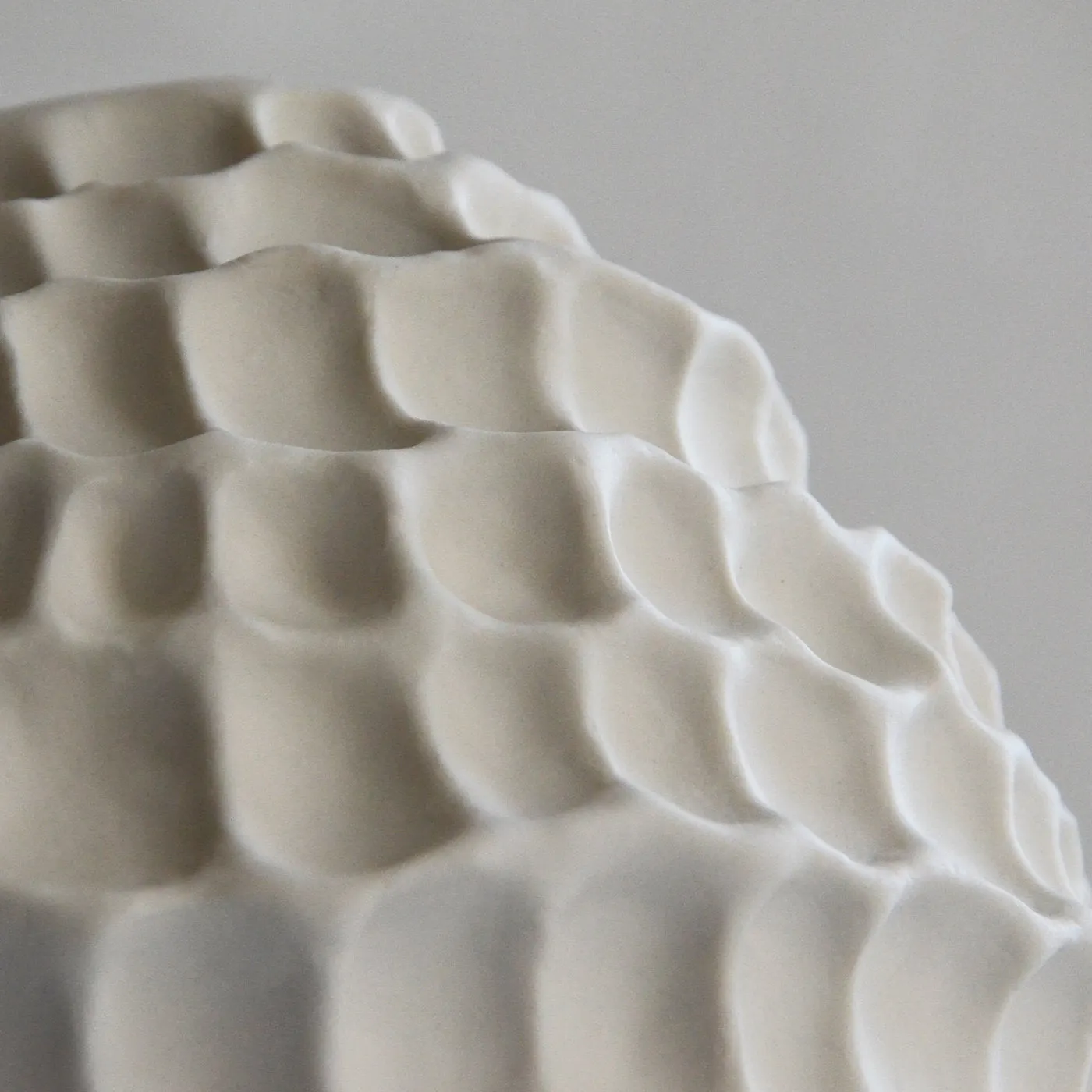 Verona White Sporos Vase