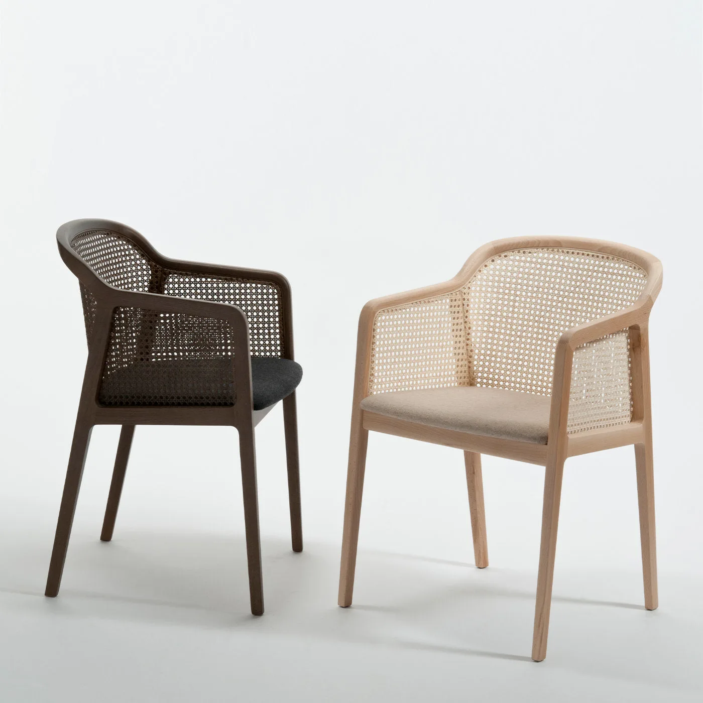 Vienna Straw and Walnut Black Chair