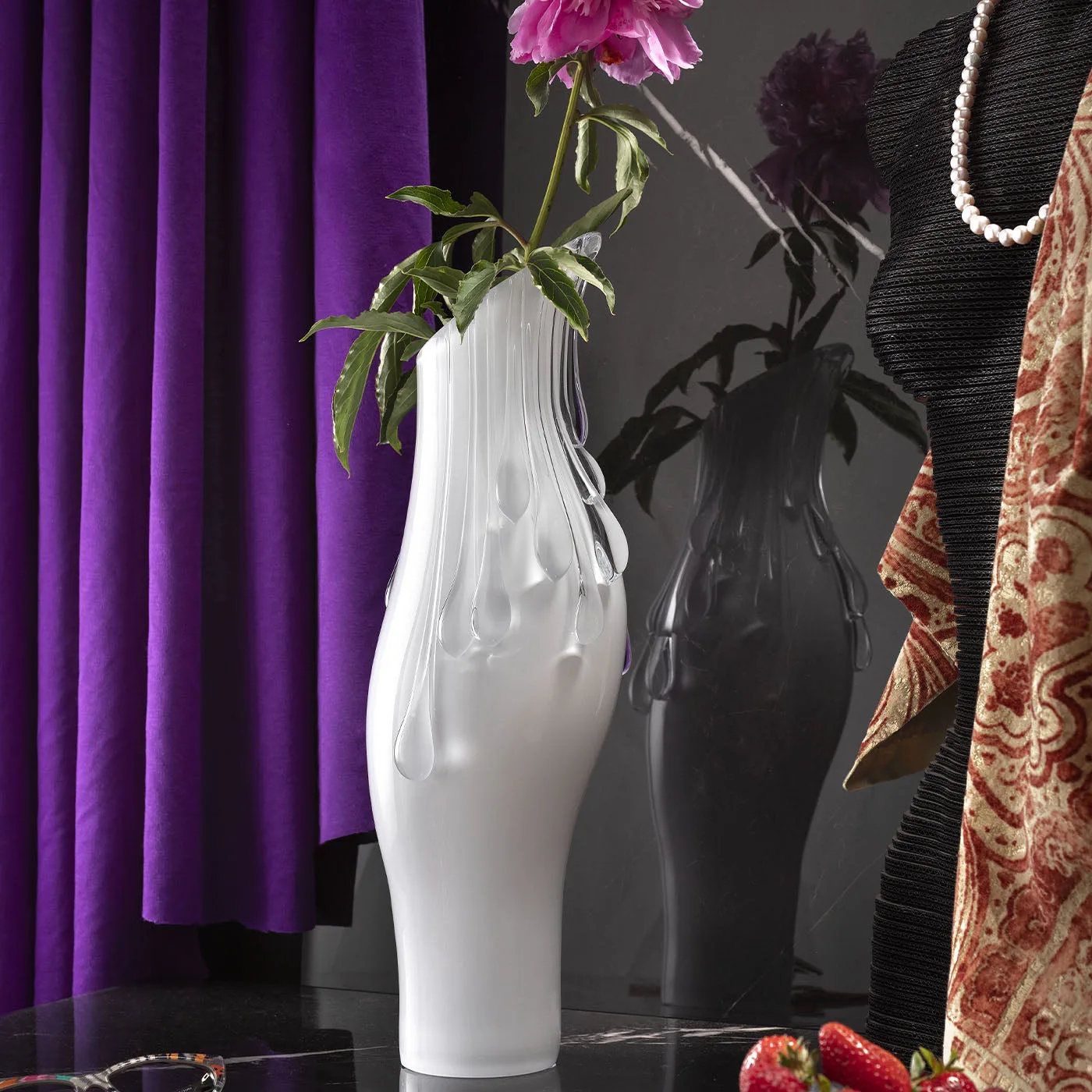 White Pearl Murano Glass Vase