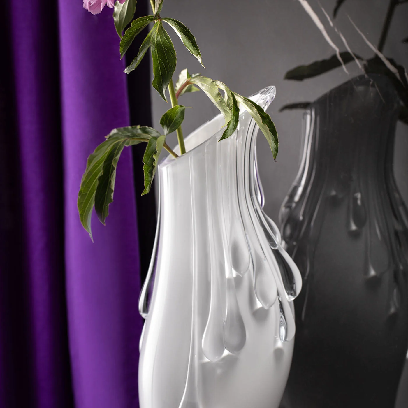 White Pearl Murano Glass Vase