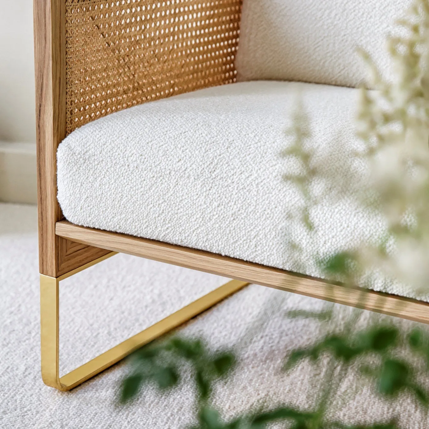 Wicker Vintage Style Upholstered Velvet Armchair With Removable Cover