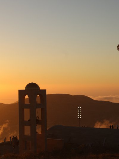 A tale of two cedars