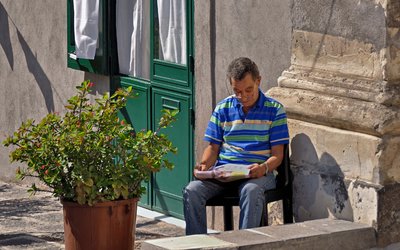 When pensions divide generations