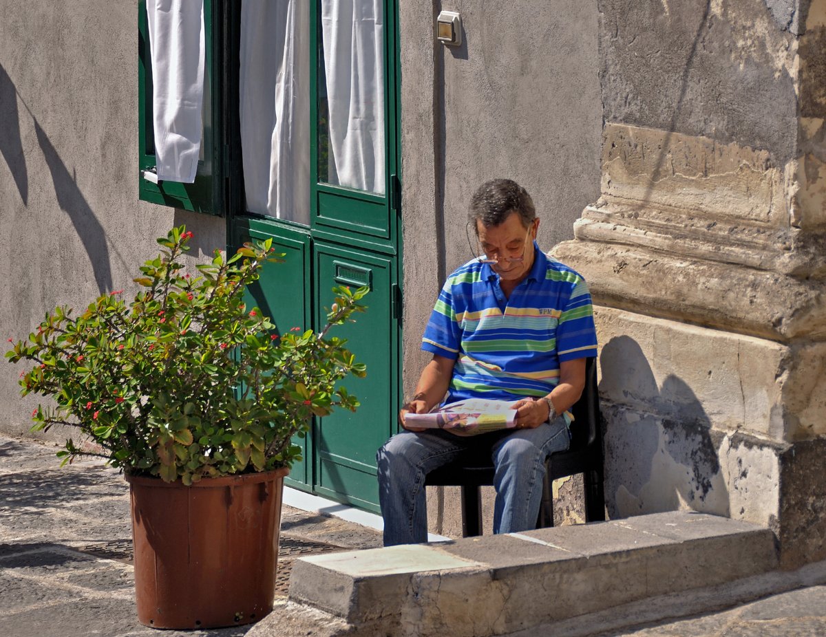 When pensions divide generations