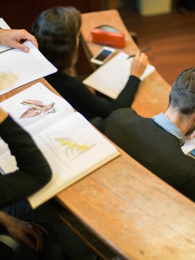 Lasciate ogni speranza, voi ch'entrate