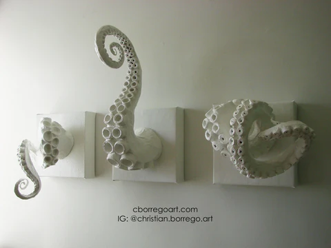 TENTACLES ON CANVAS