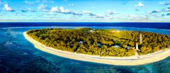 Luftfoto af Lady Elliot Island korallrev i Queensland Australien