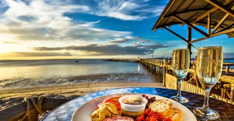 Australien - Queensland - Kingfisher Bay Island - Kingfisher Bay Resort -Jetty Hut (1).jpg