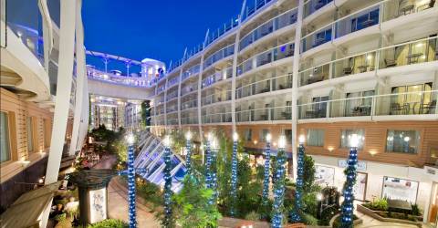 Krydstogt - Coyal Caribbean - Harmony of the Seas - central park