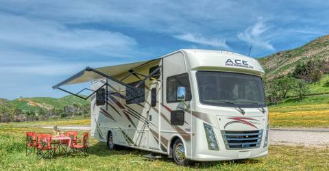 A30-32 road bear rv autocamper Outside front.jpg
