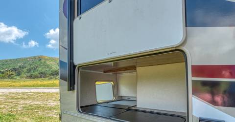 C21-23 road bear rv usa autocamper motorhome outside storage.jpg