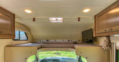 C22-24 road bear rv usa autocamper motorhome inside  3.jpg
