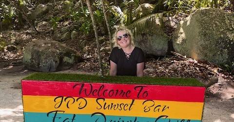 Camilla – Senior Travel Consultant
