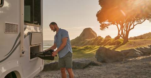beach autocamper opmagasinering autocamper maui motorhome new zealand