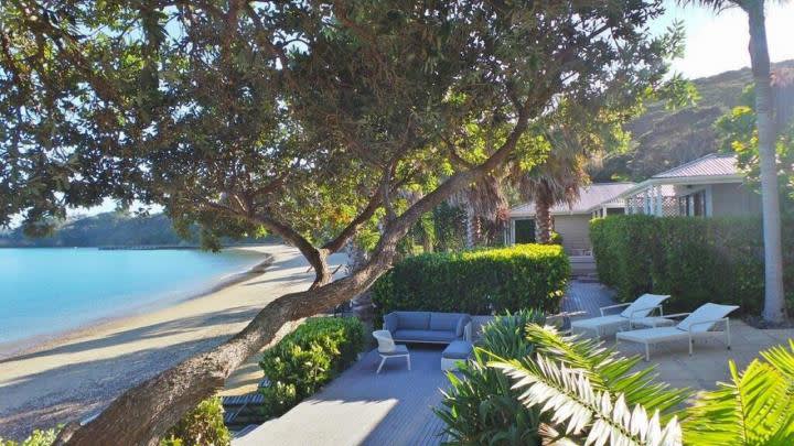 the beach house kawau island nya zeeland