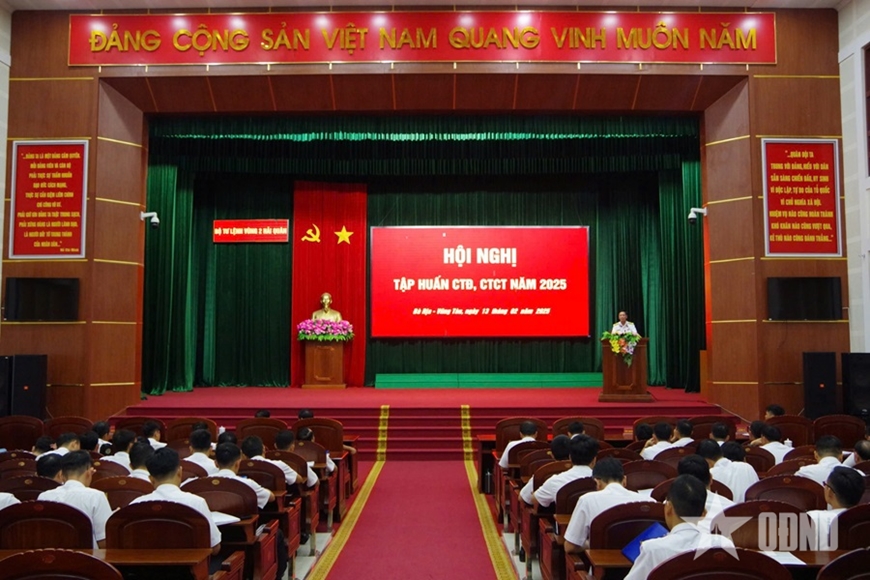 Vùng 2 Hải quân tiếp tục đổi mới, nâng cao chất lượng hoạt động công tác Đảng, công tác chính trị