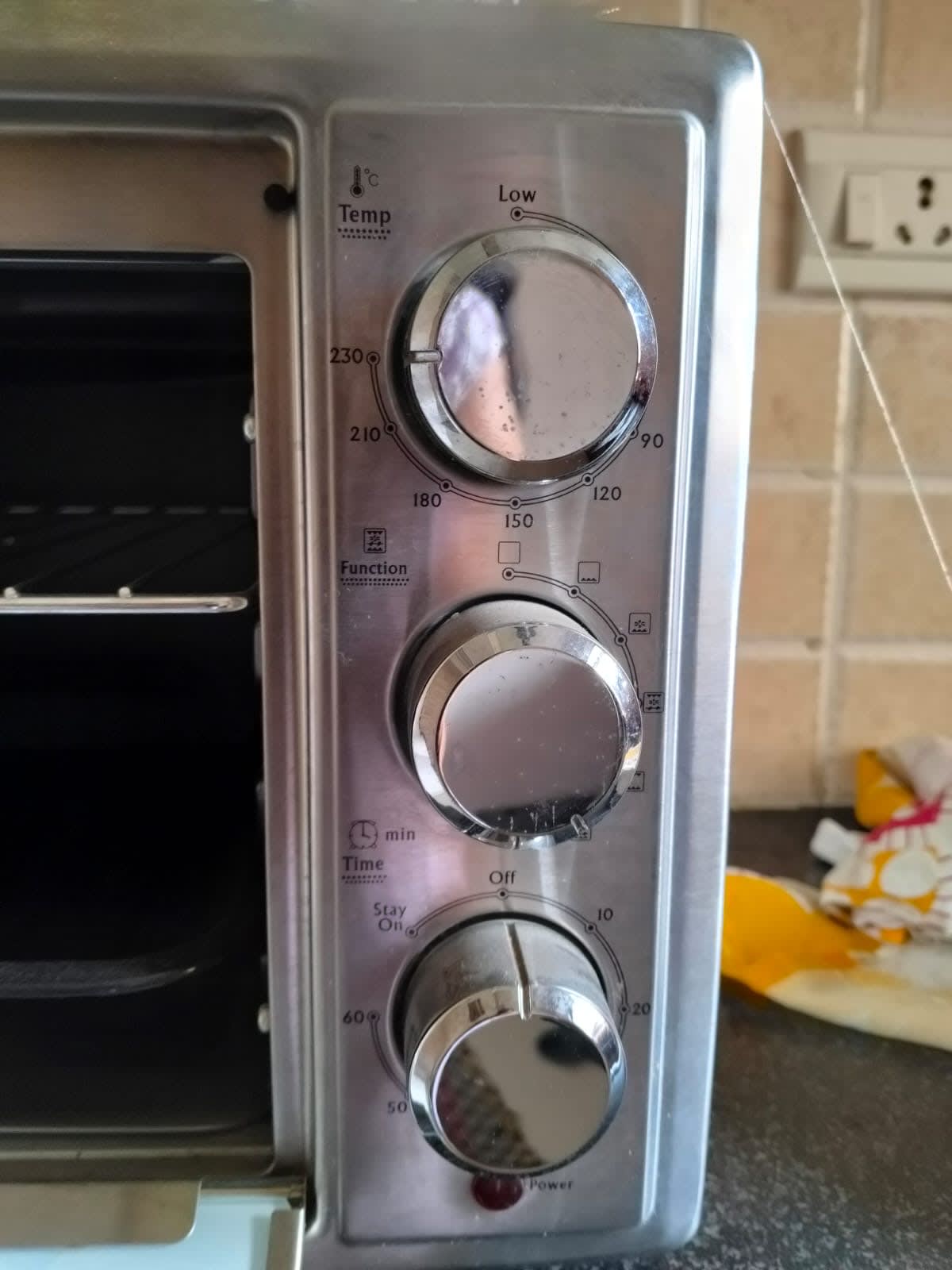 Croma 30L Oven for sale in Thane, Maharashtra
