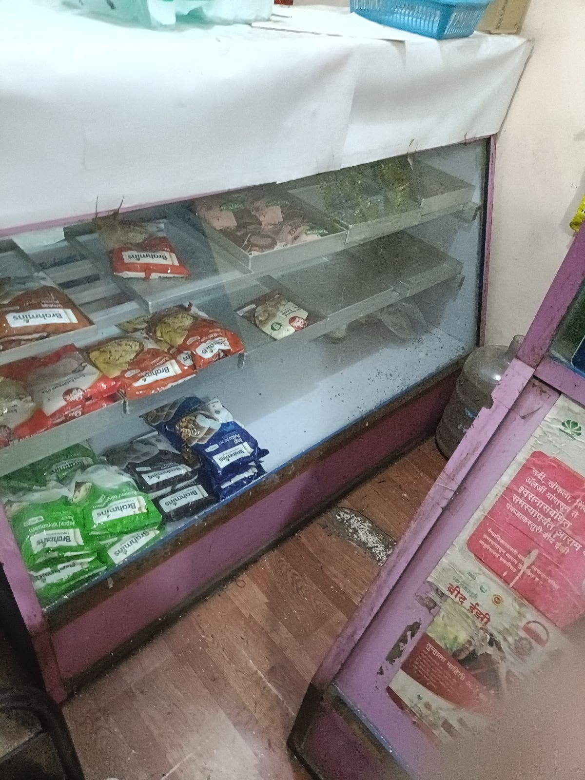 Grocery wooden rack for sale in VIRAR, Maharashtra