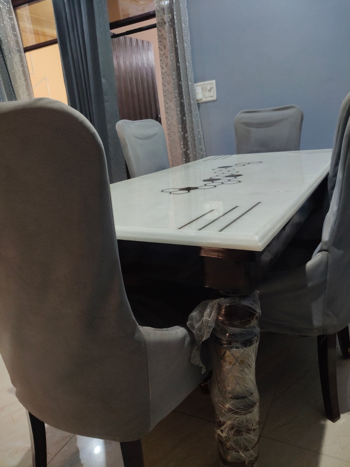 Italian dinning table - Thumbnail 3