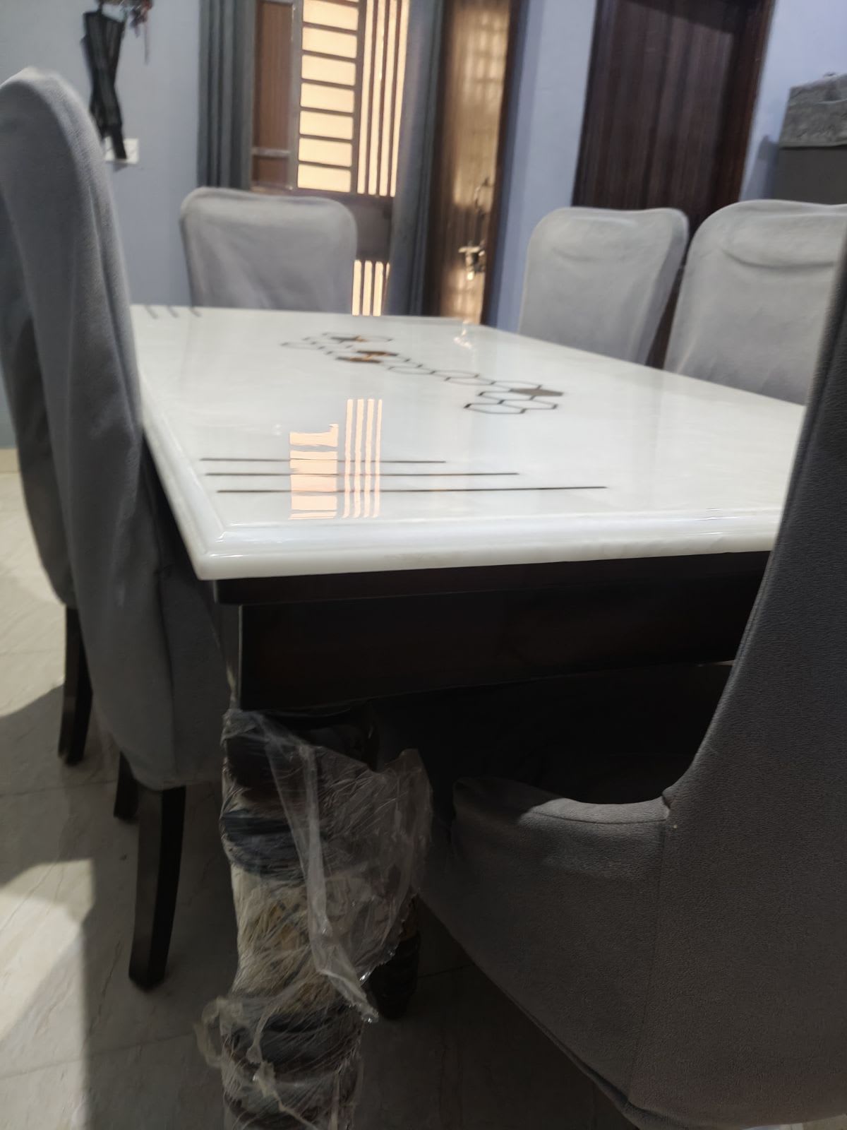 Italian dinning table - Thumbnail 2