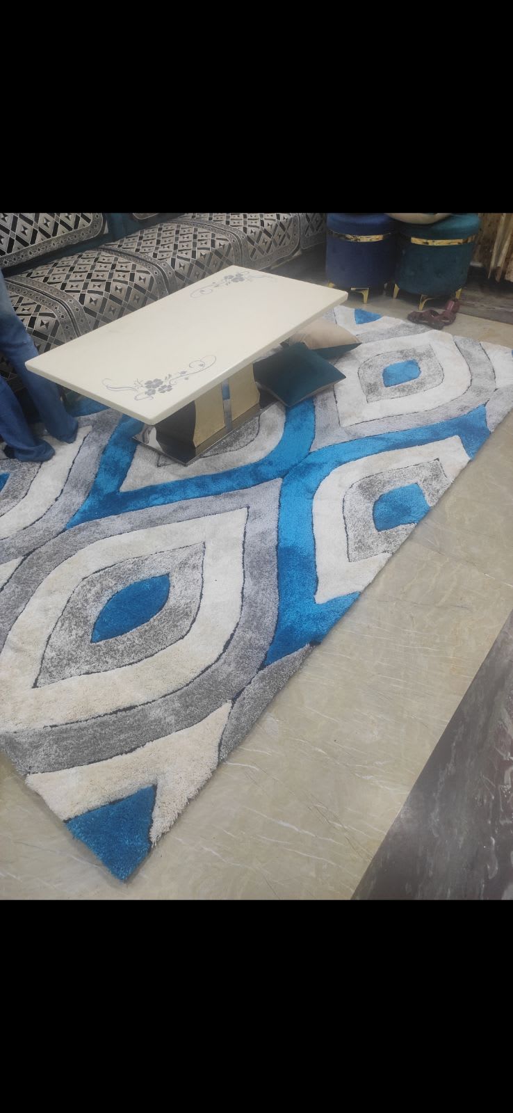 Handwoven Rug -10/7 feet - Thumbnail 3