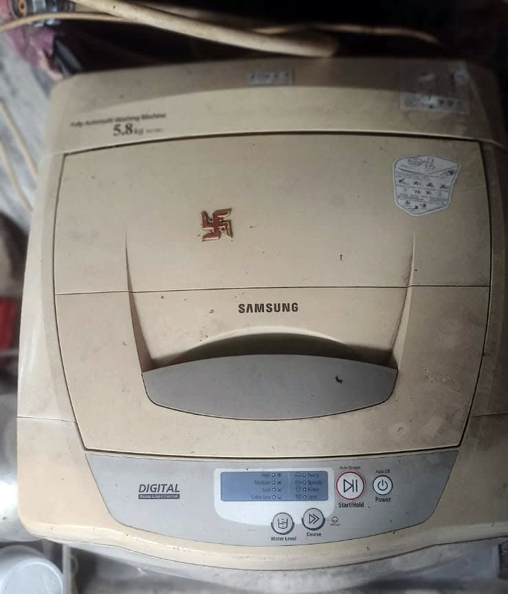 Fully Automatic Samsung Washing Machine 5.8KG - Thumbnail 2