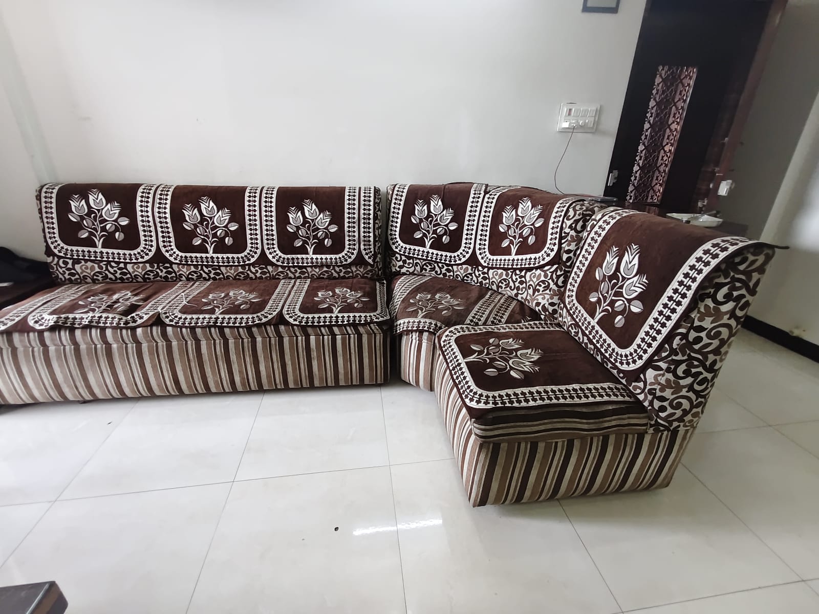 Sofa 6 seater 5+1+1 - Image 1