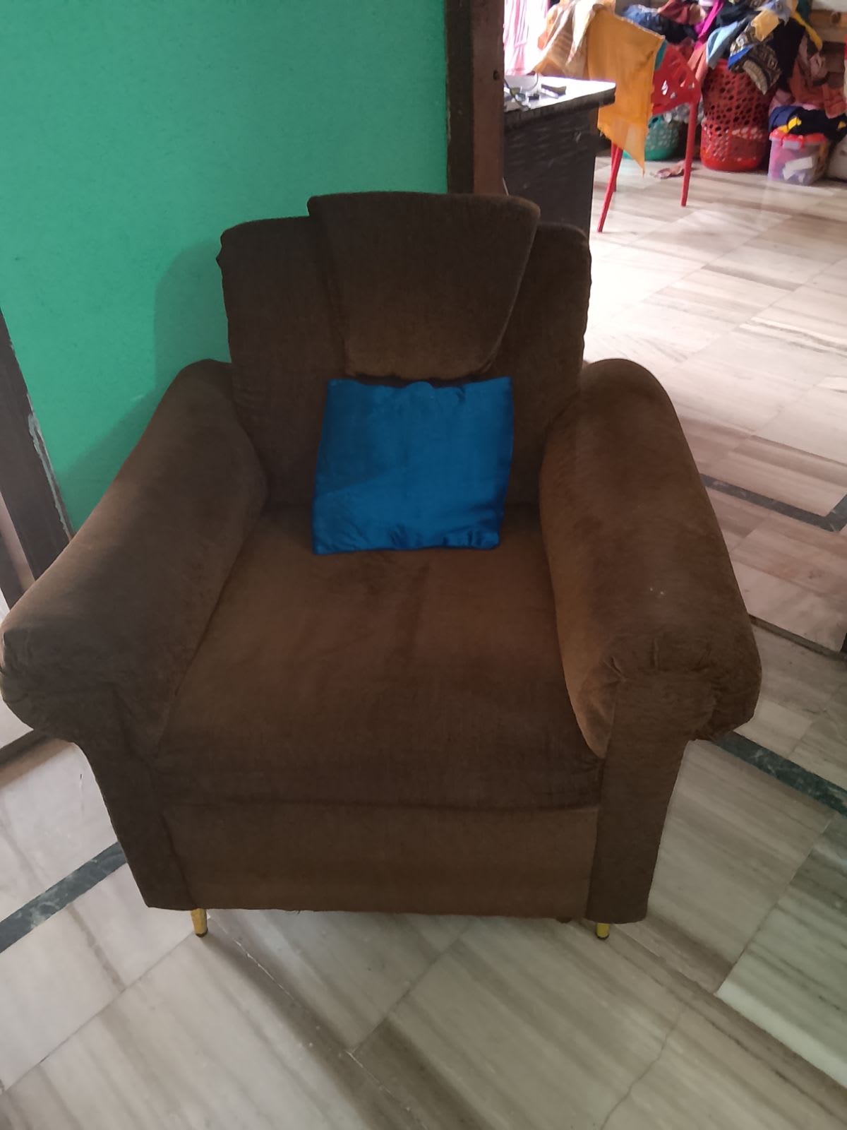 Sofa 5 seator with center table - Thumbnail 4