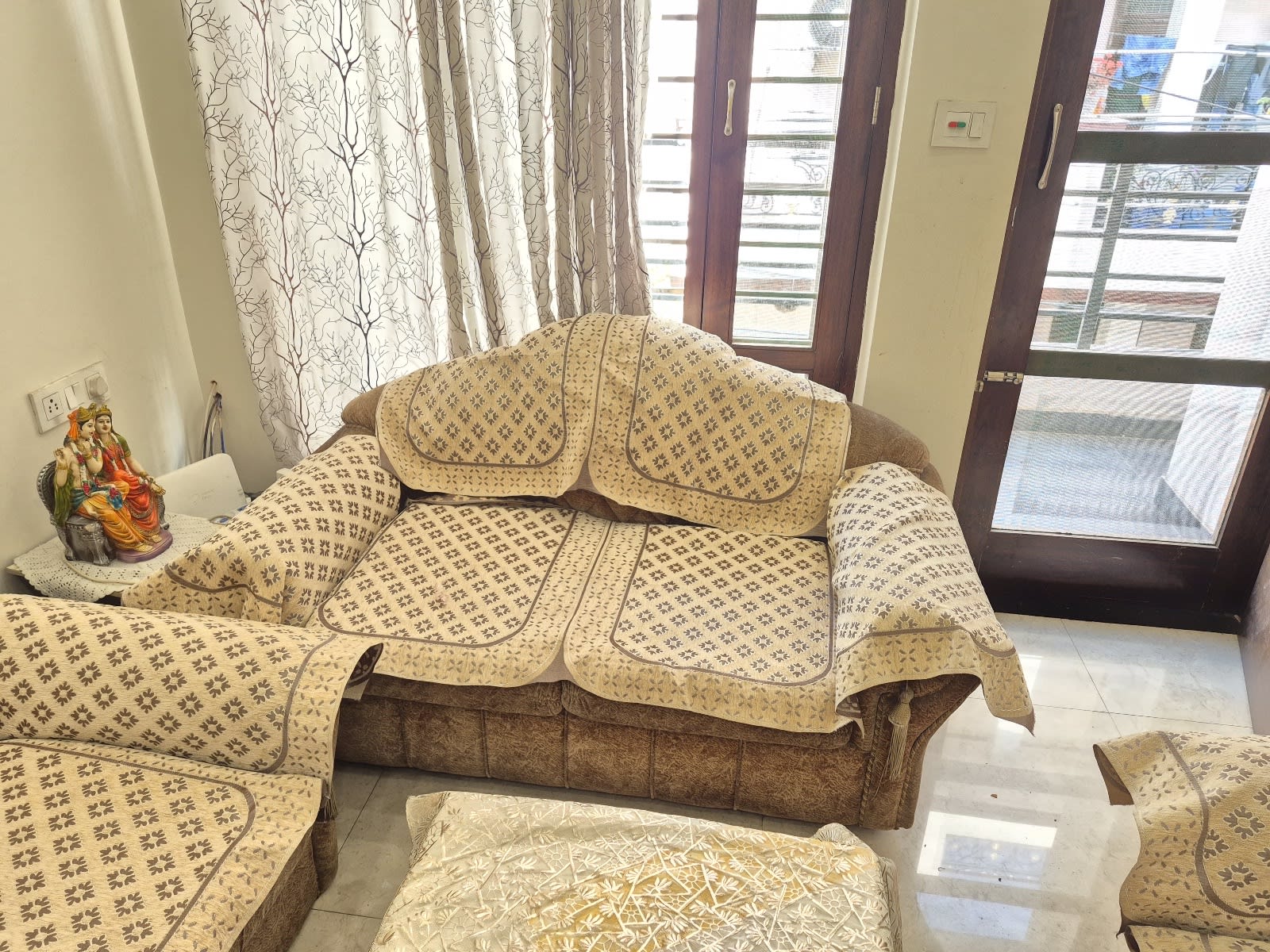 7-Seater Comfortable Brown Sofa Set - Thumbnail 4