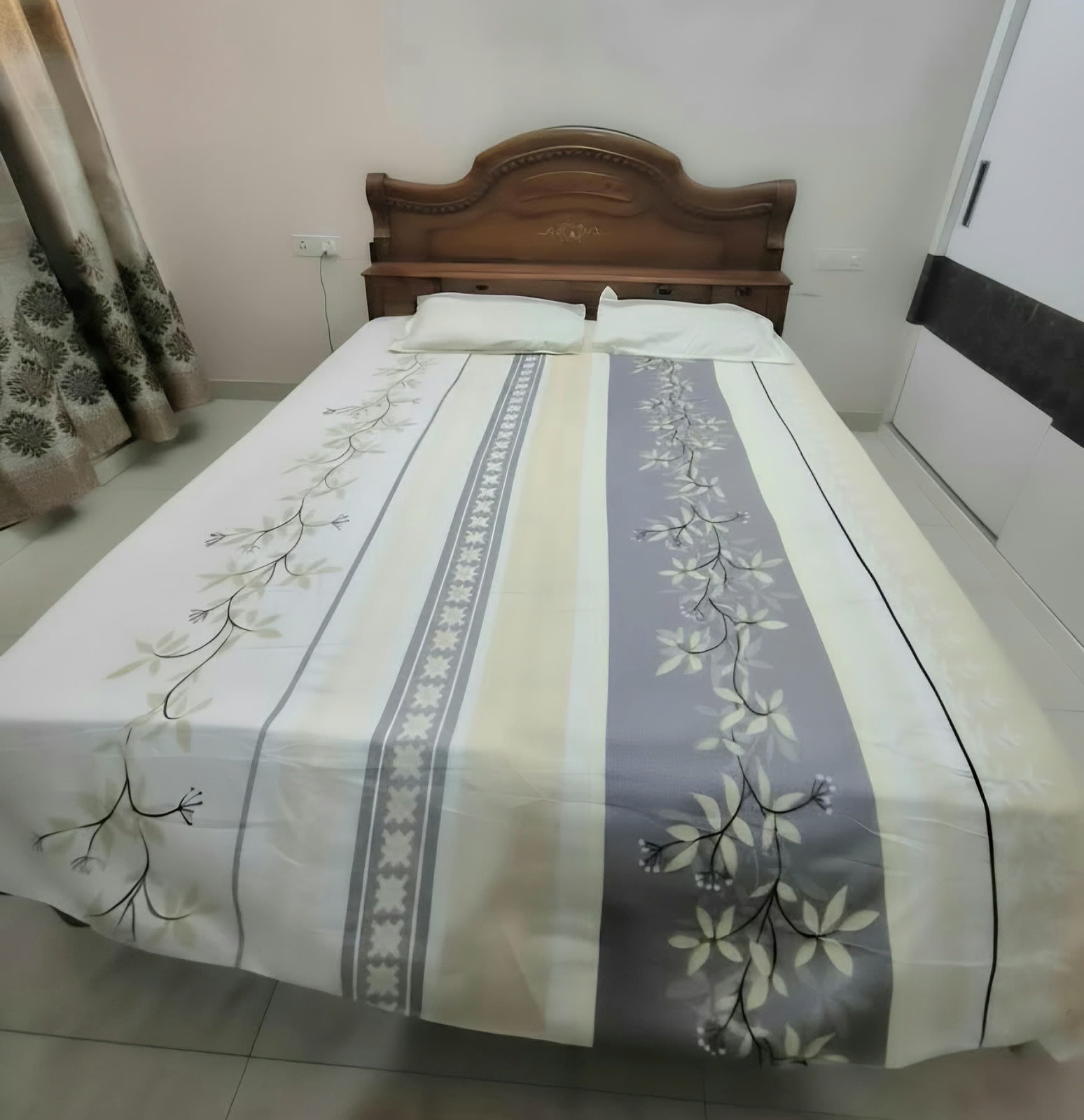 Wooden Bed Frame with Carved Headboard with 2 Single Memoryfoam Mattress for sale in Ambala City, Haryana